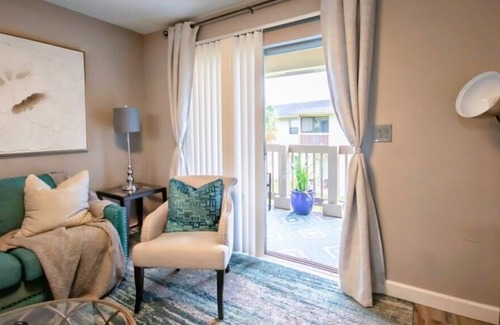 Greenacres Condominio | Your Perfect Home Awaits! Experience Luxury and Comfort in my Exquisite 2/2