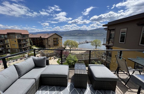 Westbank Apartamento | Your personal oasis! 3 bedroom condo! Top floor!