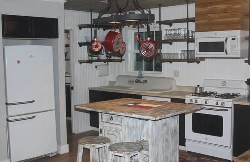 Boerne Casa | Your Own Piece of The Guadalupe! Long Stay Discount!