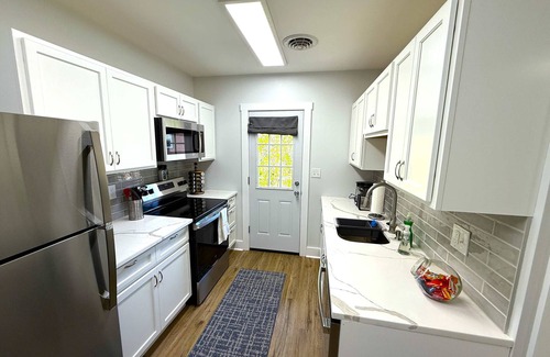 Wilmington Apartamento | Your Private Oasis in Wilmington - King Bed & More!