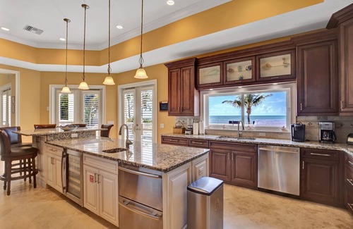 Islamorada Casa | Exquisito frente al mar - Preciosa propiedad de 5 dormitorios frente al mar