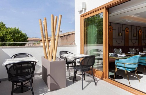 Sant Nicolau Casa | Your Relaxing Getaway Awaits! Relaxing Suite w/ Large Window