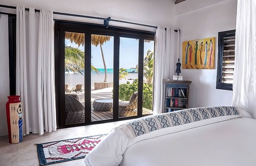 San Pedro Hotel | Your Relaxing Getaway Awaits! Comfortable Suite, Free Parking, Onsite Pool & Spa