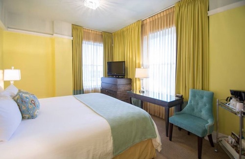 Goose Hollow Hotel | Your Relaxing Getaway Awaits! Vintage Style Hotel Minutes to Portland Art Museum