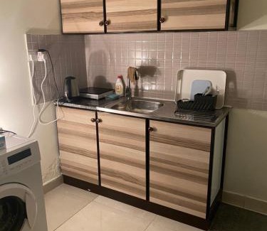 Khalifa City Apartamento | Your Studio Near Airport and all