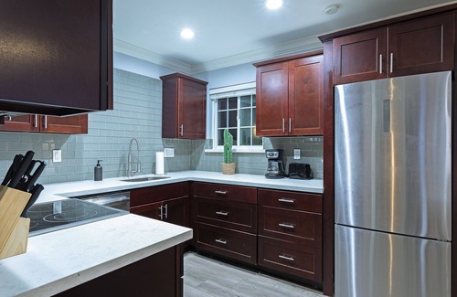 South Central Houston Apartamento | Your TMC Flats! Sleeps 28, 14BR, 7BA, 7PA