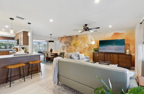 Venetian Way Casa | Your Ultimate Coastal Retreat! Stunning 4-Bed Canal-Front Home w/Pool & Lanai