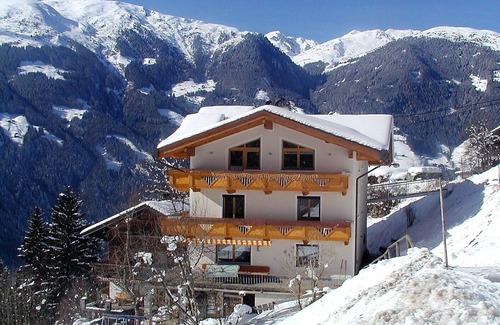 Hainzenberg Casa | Su casa de vacaciones en cada temporada en la región de esquí y senderismo Zillertal