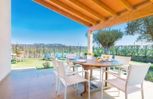 Sa Pobla Casa | YourHouse Son Gallina quiet, private villa in the north of Mallorca