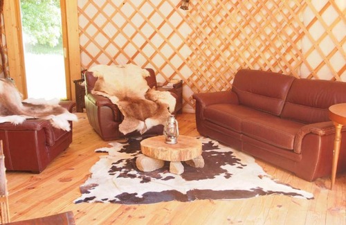 Ploerdut Otro | Yourte douillette, sauna, petite rivière, promenades bucoliques et sauvages