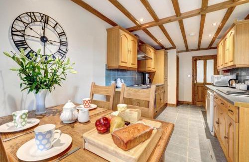 Brynrefail Casa | Yr Efail