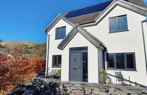 Rowen Casa | Yr Hen Berllan in the Beautiful Rowen