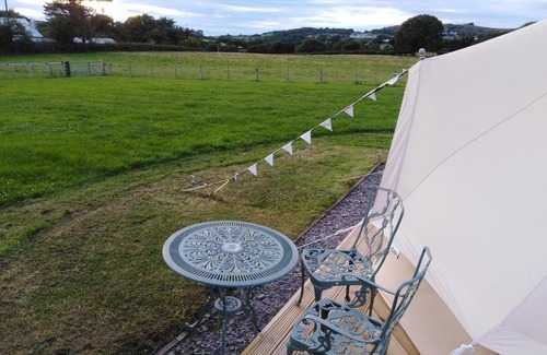 Rhyd-y-foel Otro | Yr Wyddfa Bell Tent - Pen Cefn Farm, Abergele, Conwy