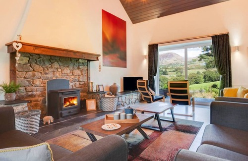 Ffestiniog Casa | Ysgubor Cae'r Blaidd (The Haybarn)
