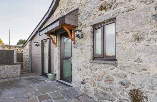 Llanddona Casa | Ysgubor Ddegwm Bach