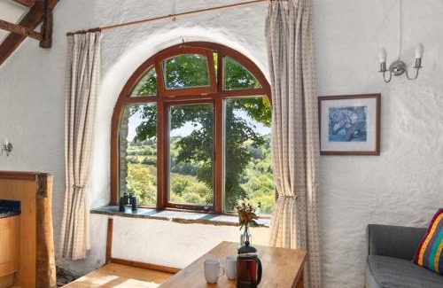 Whitland Casa | Ysgubor Isaf
