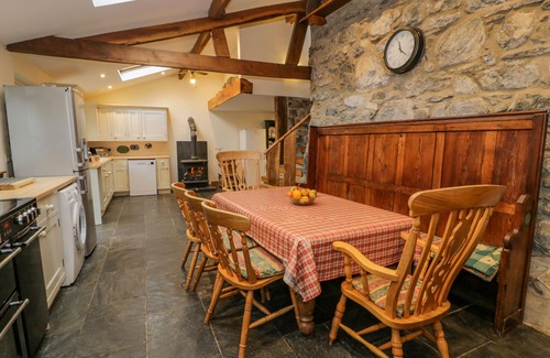 Dinas Mawddwy Cabaña | Ysgubor, DINAS MAWDDWY