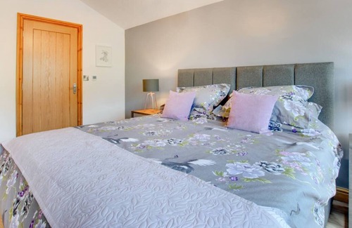 Lixwm Casa | Ysgubor y Graig in the beautiful Holywell