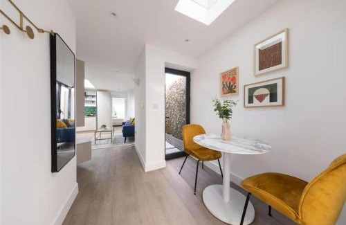 Cathall Casa | YT Leyton House with Garden