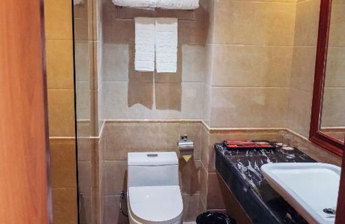 Nakhodka Hotel | Yuan Dun