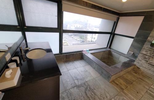 Jiaoxi Casa | Yuanben Mountain Hot Spring Homestay