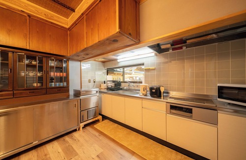 Yufuin Onsen Casa | Yufuin Geihinkan Torigoebettei