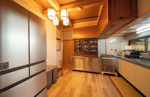 Yufuin Onsen Casa | Yufuin Geihinkan Torigoebettei
