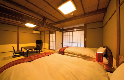 Yufuin Onsen Casa | Yufuin Gettou-ann