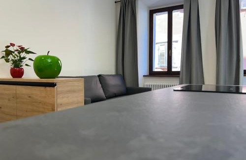 Trento Old Town Apartamento | YUGOGO MAZZINI 41 - BILOCALE Trento Centro
