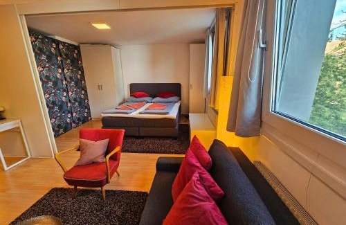 Kaisermuhlen Apartamento | Yuki's Place - UN-VIC, Danube Beach and Subway near to Downtown Vienna