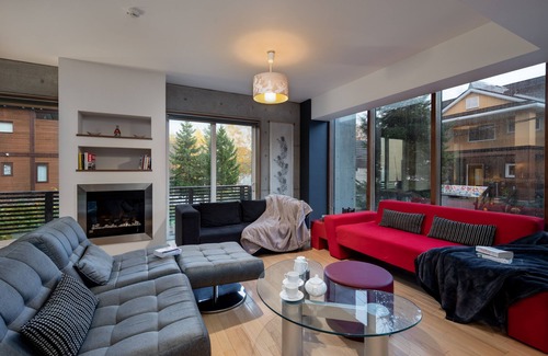 Hirafu Casa | Yuki Uchi by H2 Life