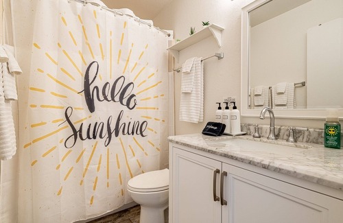 Yuma Casa | Yuma Sunshine House l 4 mi. to Col. River! POOL w/slide! Sleeps 10! 4B/2B