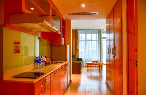 Qiaodong District Cama Y Desayuno | YunDing Grand Hotel