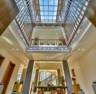 Dali Town Casa | Yunshuo Dali Light luxury Guesthouse