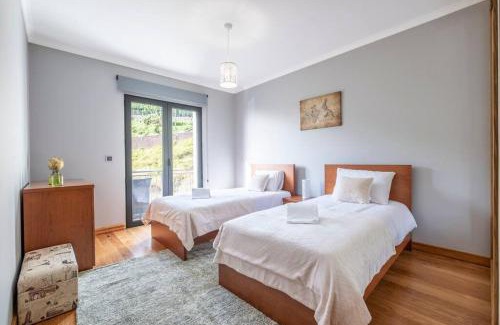 Ribeira Brava Villa | Yuri Big House