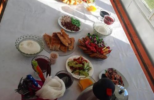 Naryn Region Casa | Yurt camp Visit Kol-Suu