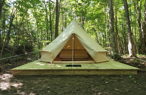 Errol Alquiler De RV | Yurt Errol NH