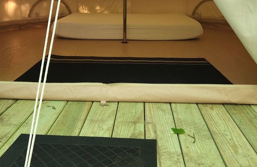 Errol Alquiler De RV | Yurt in Errol NH, Direct Atv Access