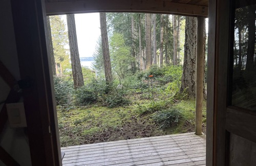 Vashon Island Cabina | Glamping - Combo de Yurta y Trailer muy bonito en el área arbolada con vista de sonido Puget
