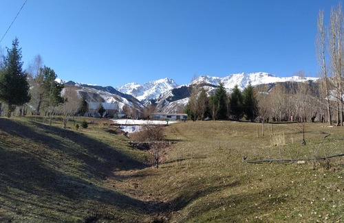 Naryn Region Casa | Yurt Town Usonbak Salkyn-Tor