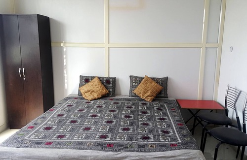 Kailash Colony Casa | Yuvi Homz - Elegante Delhi del Sur. 2mins Metro Station