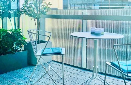 Melbourne Apartamento | YVE 1401, views to the Bay & Beyond.
