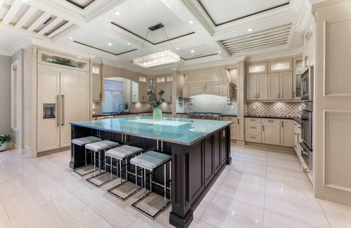 Queensborough Casa | YVR/Luxe/Theatre/AC/New Westminster