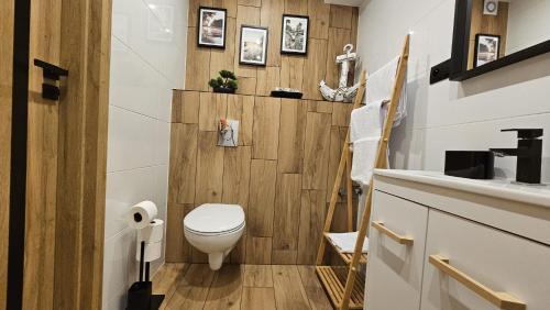 Borne Sulinowo Apartamento | Złota Ważka mieszkanie z widokiem na zieleń