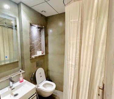 Noida Apartamento | Z cloud hotel