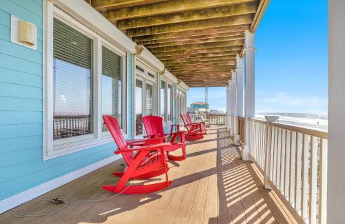 Oak Island Casa | Z-Scape