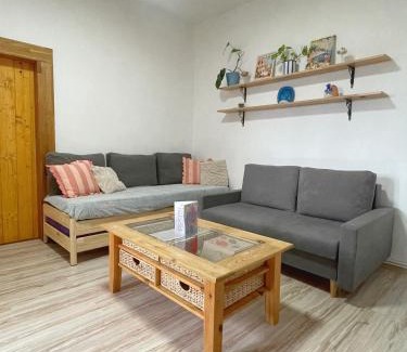 Nitra Casa | Zaži Toskánsko v Nitre - celý dom pri ferrate