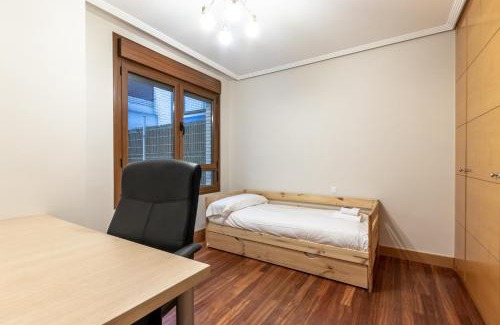 Santutxu Apartamento | Zabalbide apartment by People Rentals