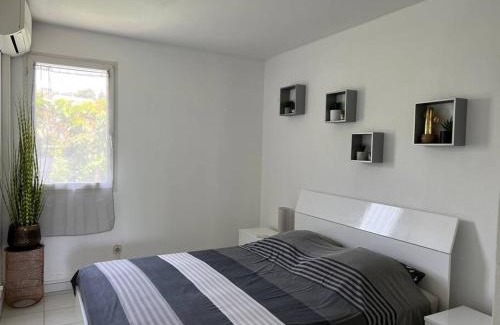 Saint-Claude Apartamento | Zabana Lodge, dans un jardin tropical avec piscine