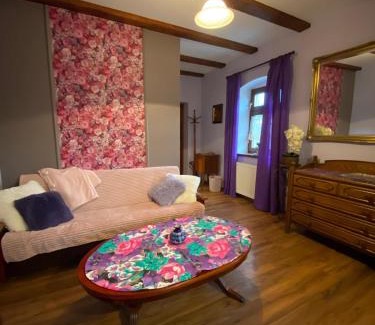 Mirsk Casa | Zagroda AlpakoTerapii